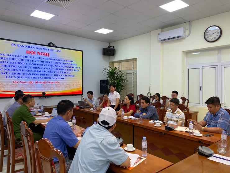 HỘI NGHỊ HƯỚNG DẪN TRIỂN KHAI THỰC HIỆN NGHỊ QUYẾT 79/2025/NQ-HĐND VỀ KHẮC PHỤC TỒN TẠI PCCC TRÊN ĐỊA BÀN XÃ THƯ LÂM- Ảnh 1.