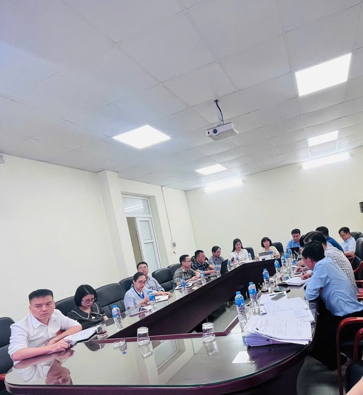 GIAO BAN ĐẨY NHANH GIẢI PHÓNG MẶT BẰNG 2 DỰ ÁN TRỌNG ĐIỂM: CẦU TRẦN HƯNG ĐẠO VÀ CẦU TỨ LIÊN- Ảnh 1.