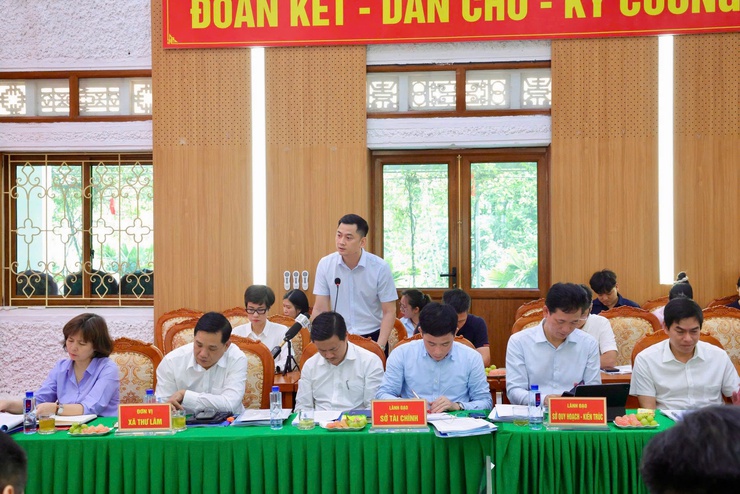 HĐND thành phố Hà Nội tổ chức hội nghị giám sát chuyên đề các dự án lớn, quan trọng thực hiện theo Nghị quyết số 258/2025/QH15 của Quốc hội làm việc thực địa tại các dự án Khu đô thị đa mục tiêu trên địa bàn Thành phố

- Ảnh 10.