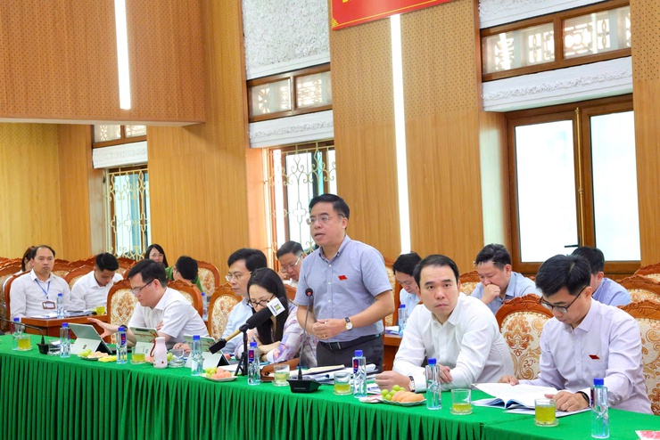 HĐND thành phố Hà Nội tổ chức hội nghị giám sát chuyên đề các dự án lớn, quan trọng thực hiện theo Nghị quyết số 258/2025/QH15 của Quốc hội làm việc thực địa tại các dự án Khu đô thị đa mục tiêu trên địa bàn Thành phố

- Ảnh 11.