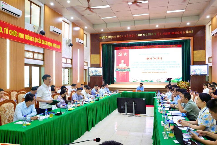 HĐND thành phố Hà Nội tổ chức hội nghị giám sát chuyên đề các dự án lớn, quan trọng thực hiện theo Nghị quyết số 258/2025/QH15 của Quốc hội làm việc thực địa tại các dự án Khu đô thị đa mục tiêu trên địa bàn Thành phố

- Ảnh 15.