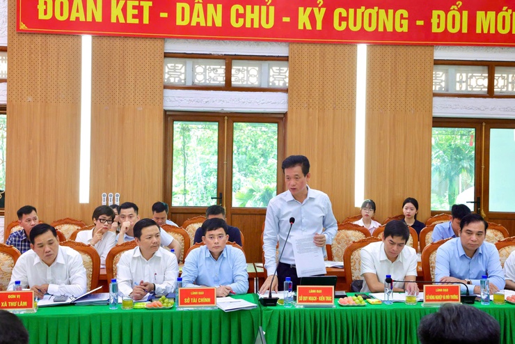 HĐND thành phố Hà Nội tổ chức hội nghị giám sát chuyên đề các dự án lớn, quan trọng thực hiện theo Nghị quyết số 258/2025/QH15 của Quốc hội làm việc thực địa tại các dự án Khu đô thị đa mục tiêu trên địa bàn Thành phố

- Ảnh 16.