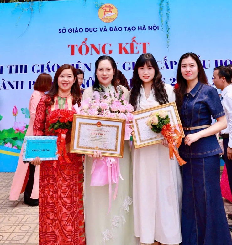 Phường Tùng Thiện đạt thành tích cao tại Hội thi Giáo viên dạy giỏi cấp Tiểu học thành phố Hà Nội năm học 2025-2026- Ảnh 2.