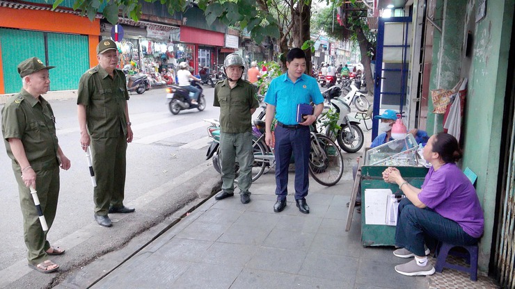 CÔNG ĐOÀN PHƯỜNG VĂN MIẾU – QUỐC TỪ GIÁM: TỰ QUẢN TUYẾN PHỐ TRẦN QUÝ CÁP – NHỮNG KẾT QUẢ TÍCH CỰC SAU 5 NGÀY RA QUÂN - Ảnh 8.