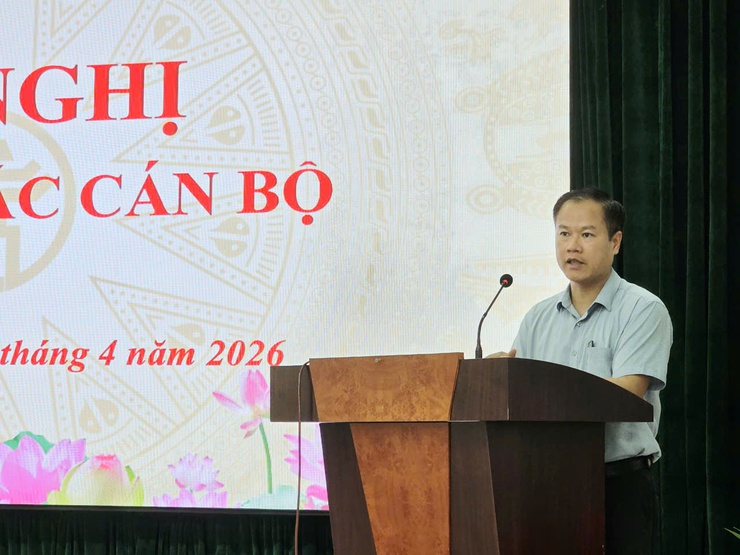 Phường Phú Lương công bố các quyết định về tổ chức bộ máy và công tác cán bộ- Ảnh 3.