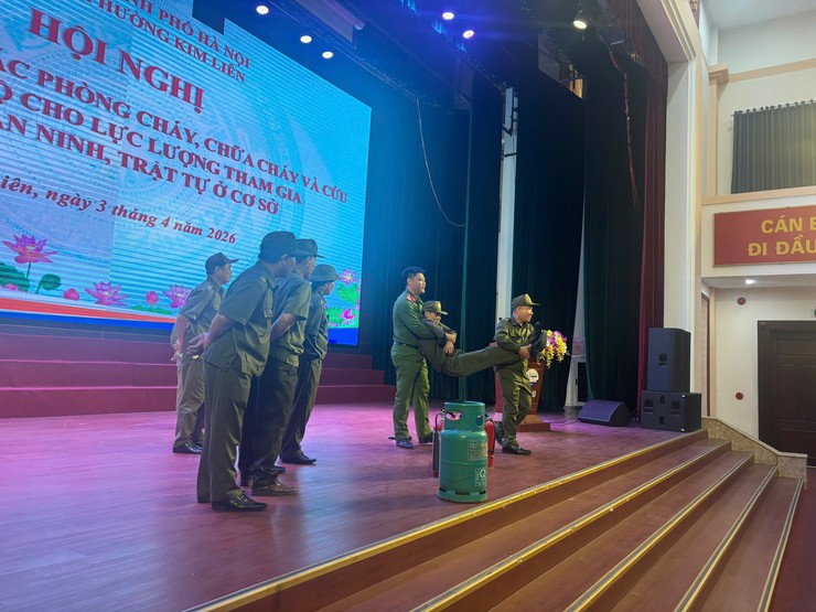 Tăng cường tuyên truyền, tập huấn nghiệp vụ cho lực lượng tham gia bảo vệ An ninh ở cơ sở trên địa bàn phường Kim Liên- Ảnh 3.