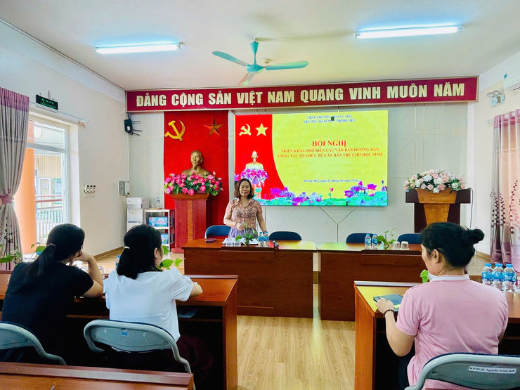 TRIỂN KHAI PHỔ BIẾN CÁC VĂN BẢN HƯỚNG DẪN CÔNG TÁC TỔ CHỨC BỮA ĂN BÁN TRÚ CHO HỌC SINH- Ảnh 2.