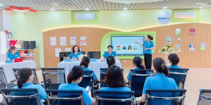 CHỦ ĐỀ: "TUYÊN TRUYỀN NGHỊ QUYẾT 02-NQ/TW NGÀY 17/03/2026 CỦA BỘ CHÍNH TRỊ VỀ PHÁT TRIỂN THỦ ĐÔ HÀ NỘI TRONG KỶ NGUYÊN MỚI".- Ảnh 3.