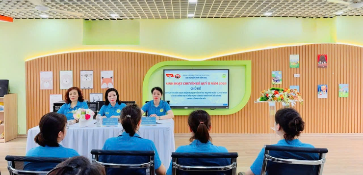 CHỦ ĐỀ: "TUYÊN TRUYỀN NGHỊ QUYẾT 02-NQ/TW NGÀY 17/03/2026 CỦA BỘ CHÍNH TRỊ VỀ PHÁT TRIỂN THỦ ĐÔ HÀ NỘI TRONG KỶ NGUYÊN MỚI".- Ảnh 4.