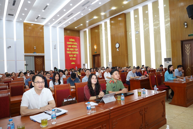 Phường Yên Sở Phát động Cuộc thi chính luận bảo vệ nền tảng tư tưởng của Đảng lần thứ VI- Ảnh 1.