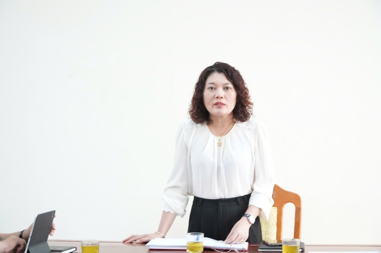 Hội nghị họp triển khai việc làm điểm phân loại rác thải tại nguồn thôn Từ Thuận- Ảnh 2.