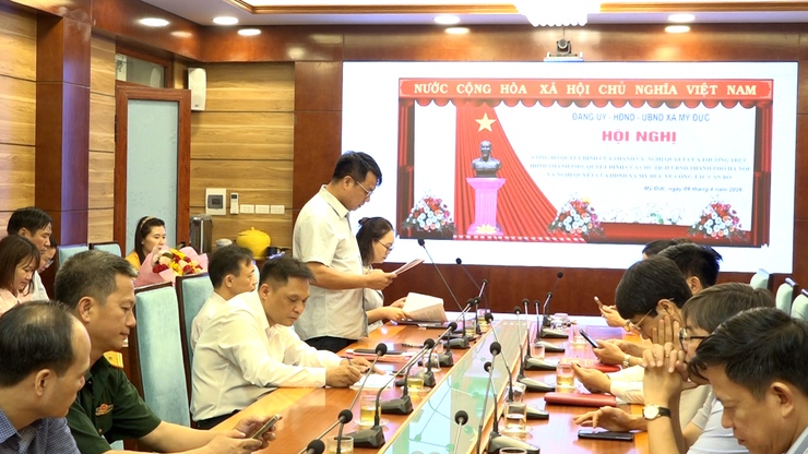 Xã Mỹ Đức công bố các Quyết định của Ban Thường vụ Thành ủy; các Nghị quyết, Quyết định của HĐND, UBND Thành phố và Nghị quyết của HĐND xã về công tác cán bộ- Ảnh 4.