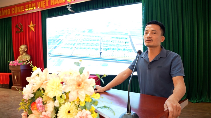 Hội nghị họp dân phố biến chính sách đối với các hộ gia đình, cá nhân có đất, tài sản trên đất (thuộc địa bàn Minh Khai) nằm trong phạm vi thu hồi đất thực hiện Dự án Cụm công nghiệp Dương Liễu - Giai đoạn 2- Ảnh 3.