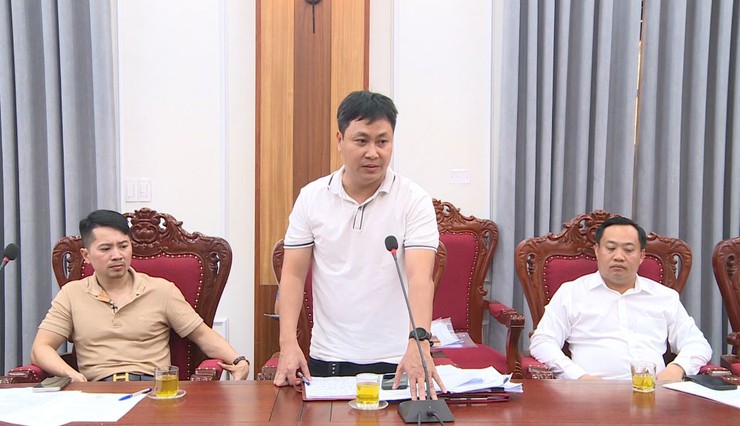 UBND xã Phúc Lộc tổ chức Hội nghị làm việc với các nhà thầu đẩy nhanh tiến độ thi công và giải ngân các dự án trên địa bàn xã- Ảnh 4.