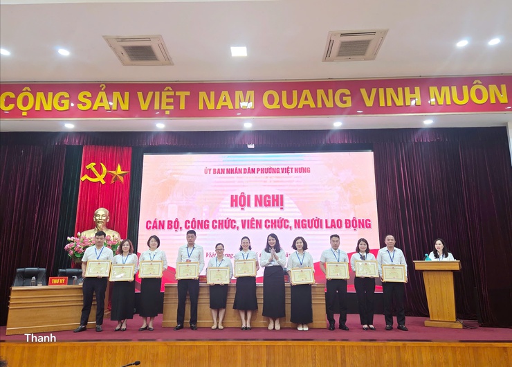 Hôi nghi can bô, công chưc, ngươi lao đông cơ quan UBND phương Viêt Hưng năm 2026- Ảnh 5.