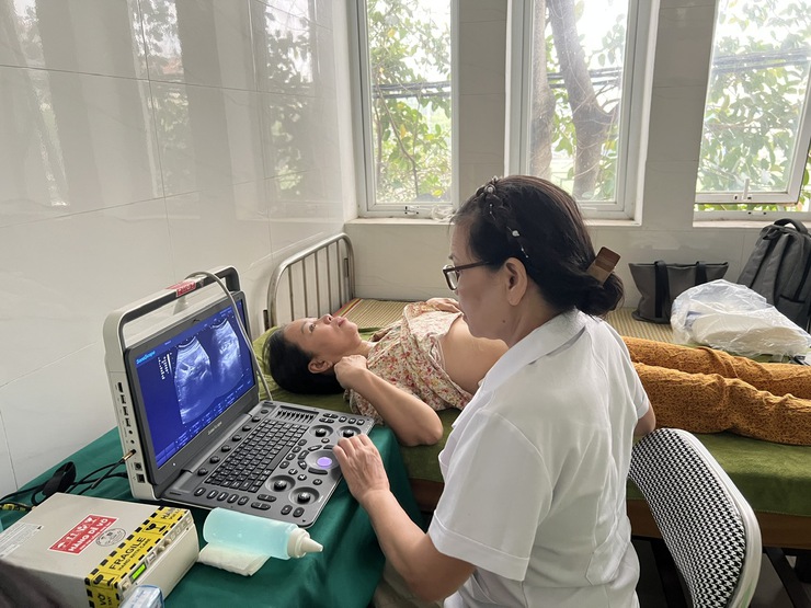 Sôi nổi hoạt động hưởng ứng Ngày Sức khỏe toàn dân trên địa bàn phường Hà Đông- Ảnh 2.