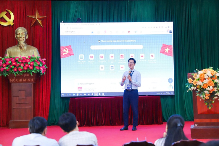 Xã Thượng Phúc tập huấn, hướng dẫn sử dụng ứng dụng Hệ thống HanoiWork, đẩy mạnh chuyển đổi số trong hoạt động của hệ thống chính trị- Ảnh 2.