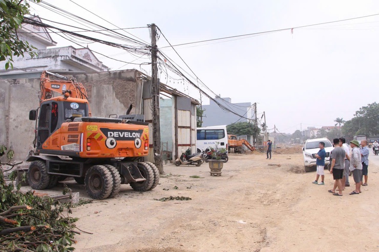 Phú Nghĩa lan tỏa tinh thần tự nguyện bàn giao mặt bằng Dự án nâng cấp Quốc lộ 6- Ảnh 6.