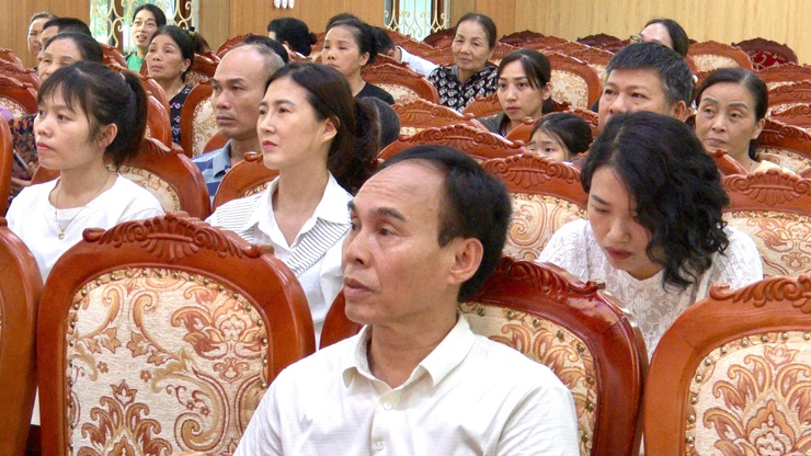 THƯ LÂM TỔ CHỨC HỘI NGHỊ TẬP HUẤN XÂY DỰNG MÔ HÌNH TUYẾN ĐƯỜNG, CHỢ KHÔNG DÙNG TIỀN MẶT NĂM 2026- Ảnh 4.