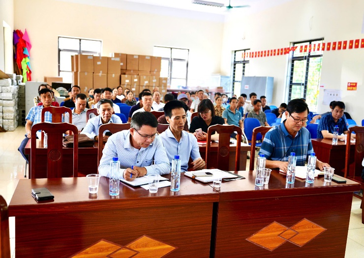 XÃ KIM ANH TỔ CHỨC HỘI NGHỊ HỌP VỚI NHÂN DÂN THÔN VỤ BẢN, VỀ CÔNG TÁC BỒI THƯỜNG, HỖ TRỢ, TÁI ĐỊNH CƯ PHỤC VỤ DỰ ÁN- Ảnh 6.