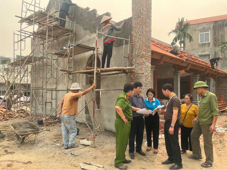 Phường Bồ Đề quyết tâm hoàn thành giải phóng mặt bằng dự án cầu Tứ Liên – vì một Thủ đô văn minh, hiện đại- Ảnh 2.
