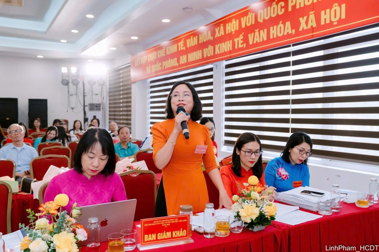 Chung khảo Hội thi báo cáo viên, tuyên truyền viên giỏi phường Phúc Lợi năm 2026- Ảnh 12.