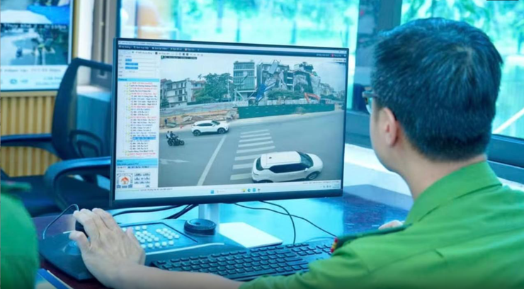 Tây Hồ: Phát huy tác dụng hệ thống camera giám sát xử lý vi phạm trật tự đô thị- Ảnh 2.