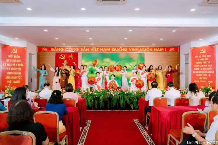 Chung khảo Hội thi báo cáo viên, tuyên truyền viên giỏi phường Phúc Lợi năm 2026- Ảnh 9.