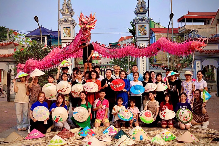  Làng nón Tri Lễ: bảo tồn và lan tỏa các giá trị văn hóa truyền thống- Ảnh 1.