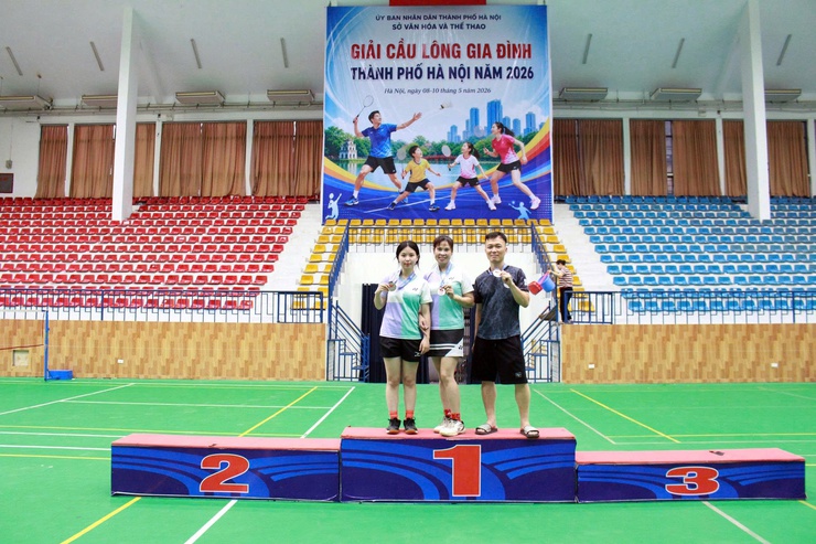 Đội tuyển xã Phú Nghĩa xuất sắc giành 01 huy chương bạc và 01 huy chương đồng tại giải cầu lông Gia đình Thành phố Hà Nội năm 2026- Ảnh 7.