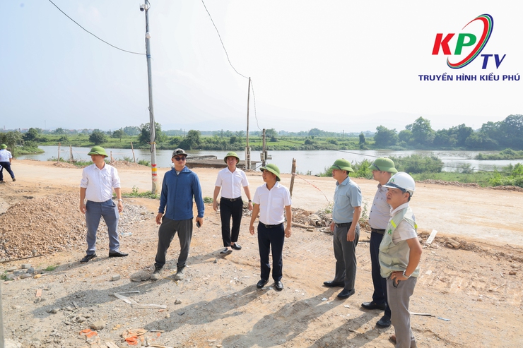 Xã Kiều Phú kiểm tra tiến độ các công trình và vị trí trọng yếu phục vụ công tác phòng, chống thiên tai năm 2026- Ảnh 2.