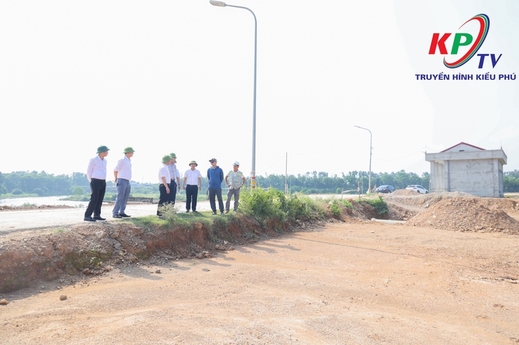 Xã Kiều Phú kiểm tra tiến độ các công trình và vị trí trọng yếu phục vụ công tác phòng, chống thiên tai năm 2026- Ảnh 5.