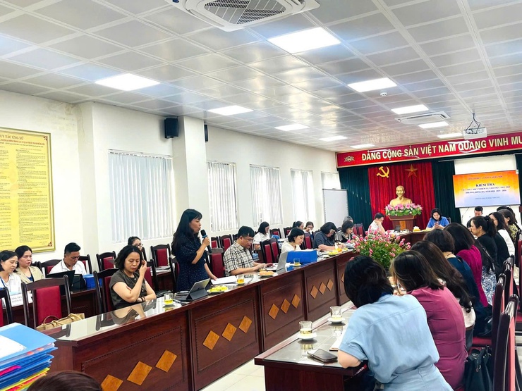 Phường Đống Đa vinh dự đón các Đoàn kiểm tra của Bộ GD- Ảnh 6.