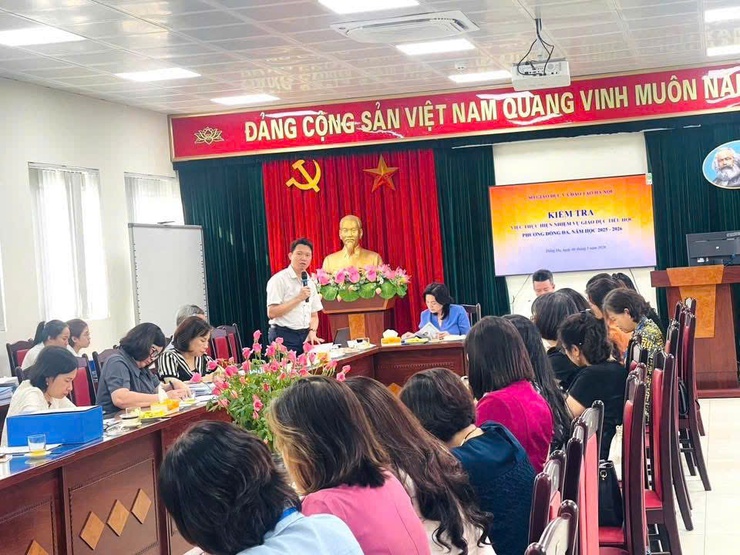 Phường Đống Đa vinh dự đón các Đoàn kiểm tra của Bộ GD- Ảnh 4.