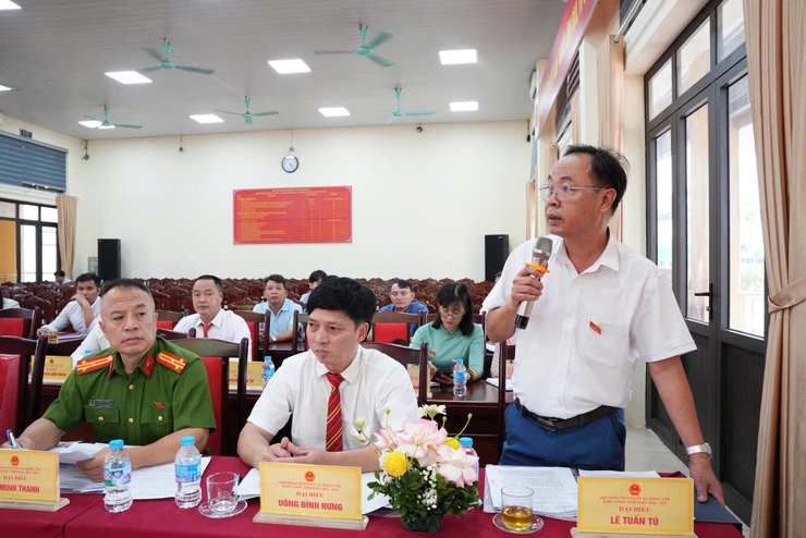 Kỳ họp thứ hai (kỳ họp chuyên đề) HĐND xã Hồng Vân khoá XXIII, nhiệm kỳ 2026 – 2031 thành công tốt đẹp- Ảnh 10.