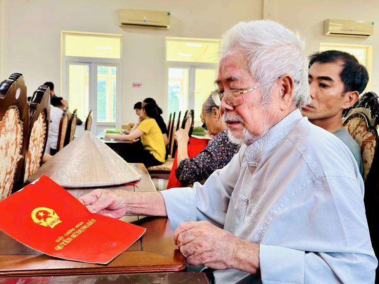 Xã Nam Phù: Người dân đồng thuận nhận bồi thường, bàn giao mặt bằng Dự án khu đô thị thể thảo Olympic- Ảnh 3.