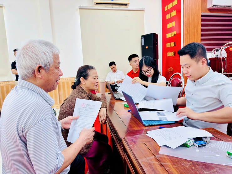 Xã Nam Phù: Người dân đồng thuận nhận bồi thường, bàn giao mặt bằng Dự án khu đô thị thể thảo Olympic- Ảnh 12.