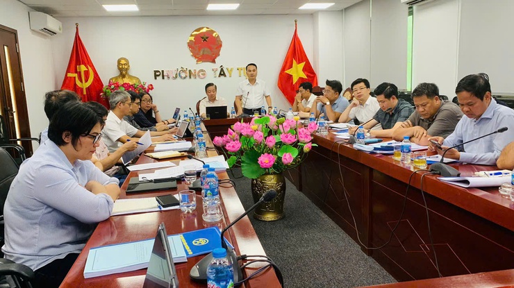 Thành phố làm việc với phường Tây Tựu về tiến độ thực hiện Dự án xây dựng Khu công viên công nghệ số và hỗn hợp- Ảnh 2.