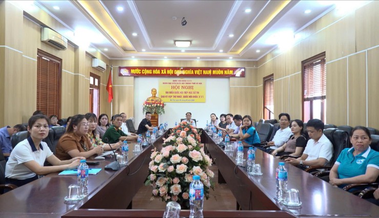 XÃ THANH OAI THAM DỰ HỘI NGHỊ TIẾP XÚC CỬ TRI CỦA ĐOÀN ĐẠI BIỂU QUỐC HỘI THÀNH PHỐ HÀ NỘI đơn vị bầu cử số 7, sau kỳ họp thứ Nhất, Quốc hội khoá XVI- Ảnh 1.