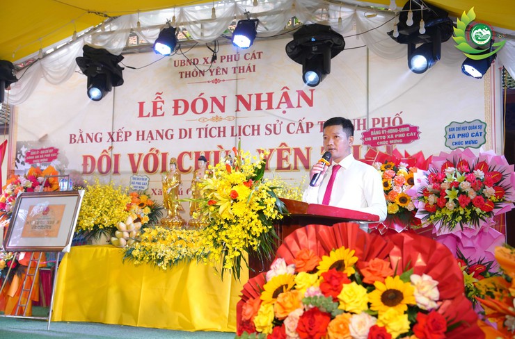 Trang trọng Lễ đón nhận Bằng xếp hạng Di tích lịch sử văn hóa cấp Thành phố Chùa Yên Thái, xã Phú Cát- Ảnh 5.