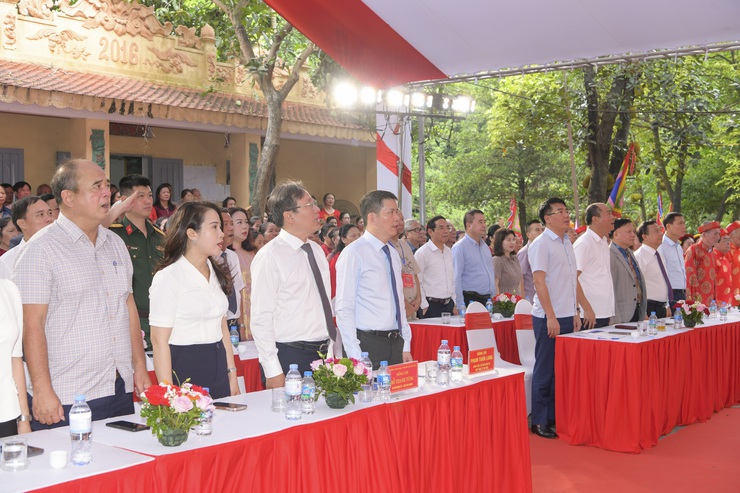 PHƯỜNG LĨNH NAM TRANG TRỌNG TỔ CHỨC LỄ ĐÓN NHẬN BẰNG XẾP HẠNG DI TÍCH LỊCH SỬ - VĂN HÓA CẤP THÀNH PHỐ ĐỀN BÀ CHÚA- Ảnh 1.