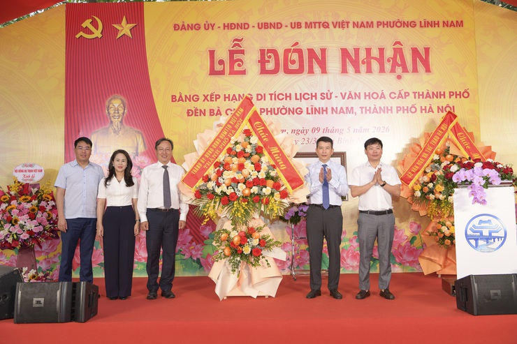 PHƯỜNG LĨNH NAM TRANG TRỌNG TỔ CHỨC LỄ ĐÓN NHẬN BẰNG XẾP HẠNG DI TÍCH LỊCH SỬ - VĂN HÓA CẤP THÀNH PHỐ ĐỀN BÀ CHÚA- Ảnh 10.