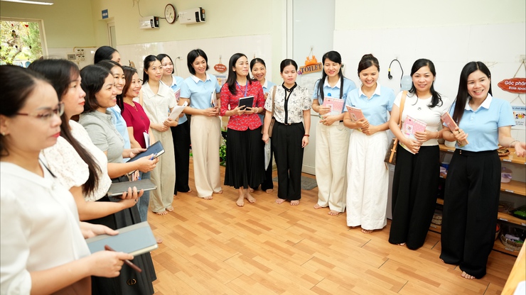 Hội nghị ký kết giao ước thực hiện phong trào
“Nhà trường cùng chung tay phát triển – Thầy cô cùng chia sẻ trách nhiệm”
- Ảnh 4.