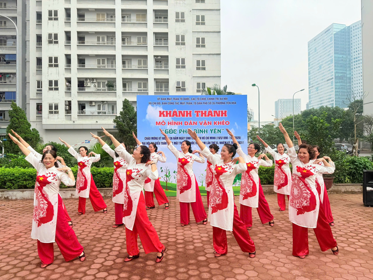 Phường Yên Hòa ra mắt mô hình dân vận khéo "Góc phố bình yên" tại Tổ dân phố số 35- Ảnh 1.
