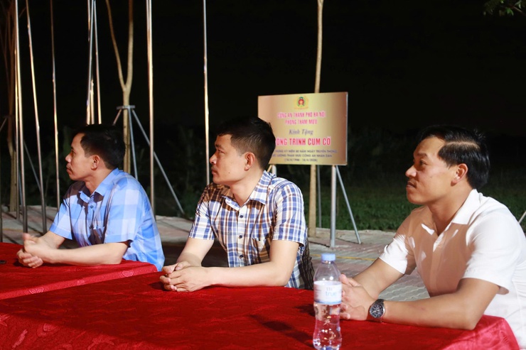 Sống lại những giây phút hào hùng qua bộ phim Địa đạo "Mặt trời trong bóng tối".- Ảnh 2.