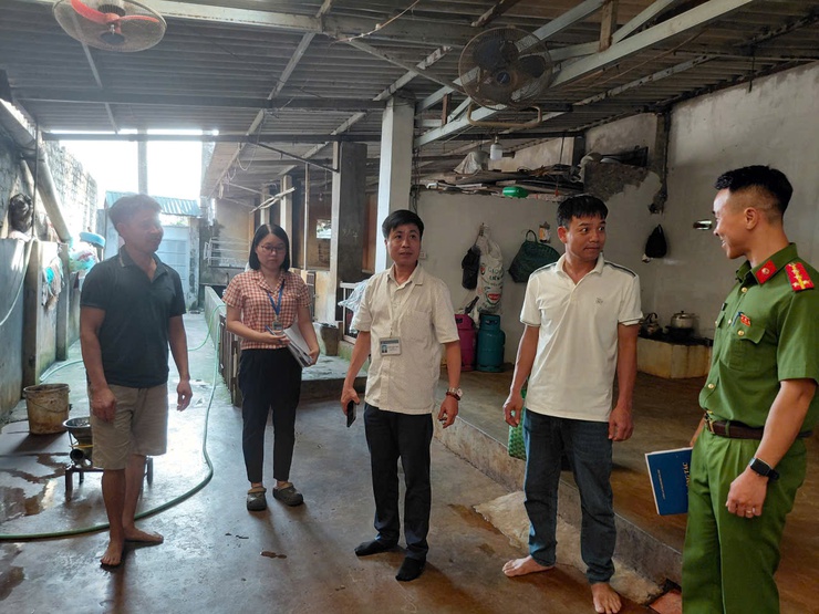 TIẾP TỤC KIỂM TRA, TUYÊN TRUYỀN CÔNG TÁC ĐẢM BẢO VỆ SINH AN TOÀN THỰC PHẨM - Ảnh 1.