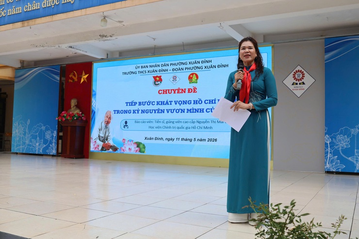 Xuân Đỉnh: Sôi nổi, ý nghĩa chương trình kỷ niệm 136 năm Ngày sinh Chủ tịch Hồ Chí Minh và 85 năm thành lập Đội TNTP Hồ Chí Minh- Ảnh 3.