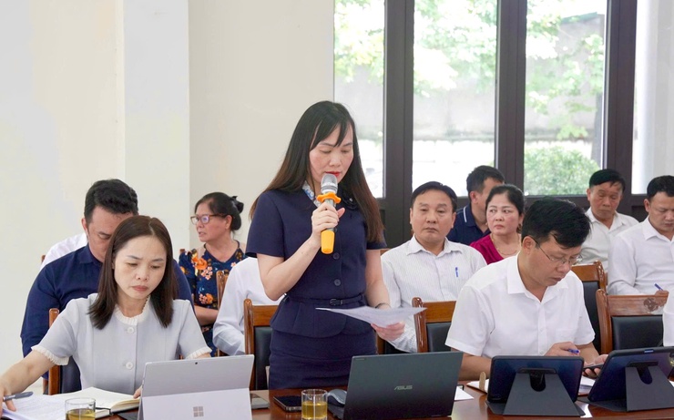 HỘI NGHỊ GIAO BAN BAN CHỈ ĐẠO CÔNG TÁC BỒI THƯỜNG HỖ TRỢ VÀ TÁI ĐỊNH CƯ CÁC DỰ ÁN TRÊN ĐỊA BÀN THIÊN LỘC- Ảnh 11.