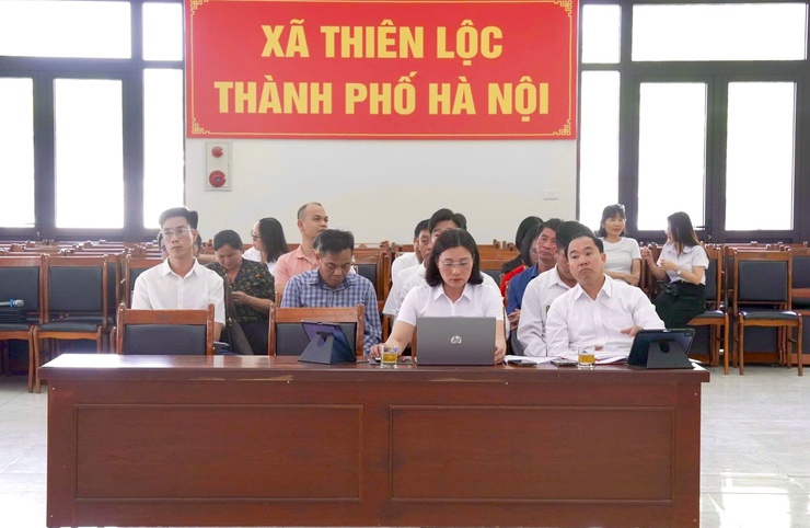HỘI NGHỊ GIAO BAN BAN CHỈ ĐẠO CÔNG TÁC BỒI THƯỜNG HỖ TRỢ VÀ TÁI ĐỊNH CƯ CÁC DỰ ÁN TRÊN ĐỊA BÀN THIÊN LỘC- Ảnh 7.