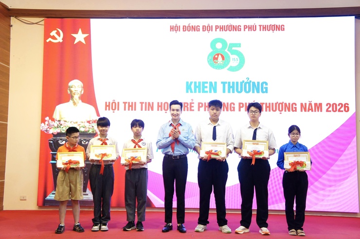 Phường Phú Thượng tổ chức kỷ niệm 85 năm Ngày thành lập Đội TNTP Hồ Chí Minh và tổng kết công tác Đội năm học 2025 – 2026- Ảnh 14.